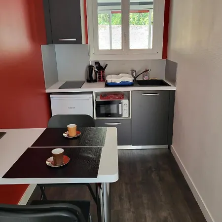 Un Bel Appartement Proche Centre Ville Et 20 Mn Du Puy Du Fou Cholet Exterior foto